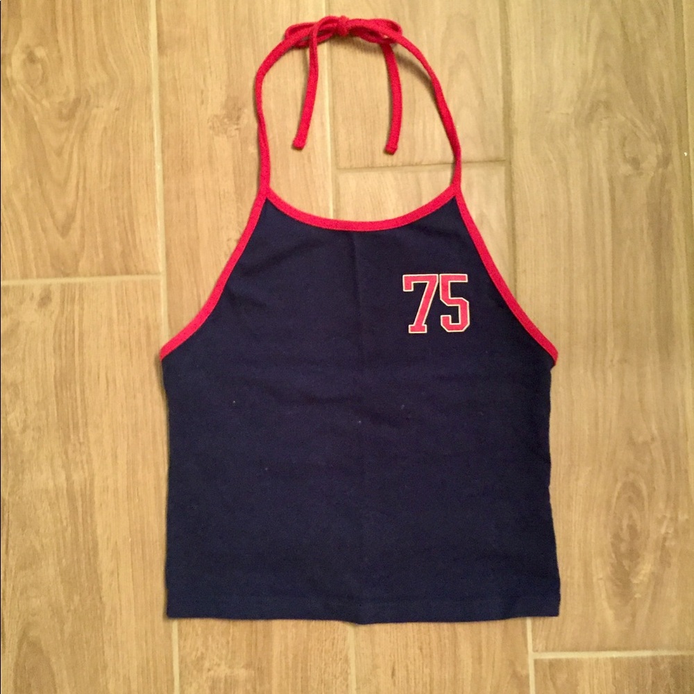Halter-neck crop